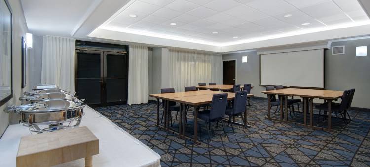 州立学院万怡酒店(Courtyard State College)图片