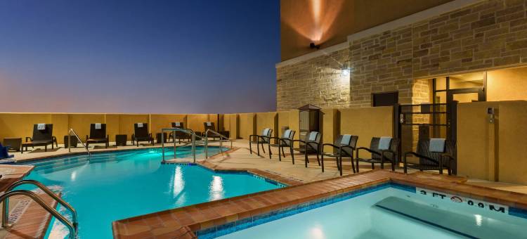 休斯顿金伍德万怡酒店(Courtyard Houston Kingwood)图片