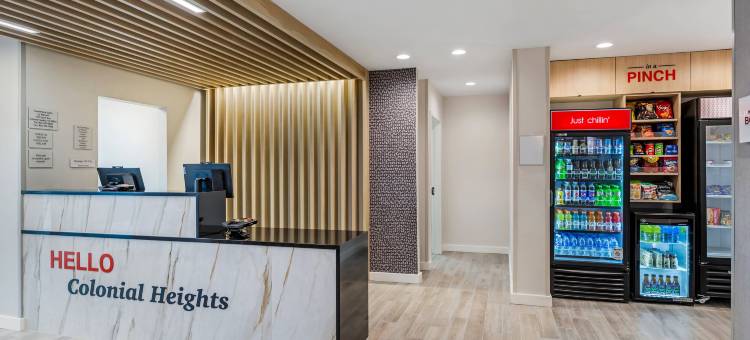 里士满高地唐普雷斯套房酒店(TownePlace Suites Richmond Colonial Heights)图片