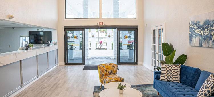 路易温道旅馆 - 中央清水(Rodeway Inn Clearwater - Central)图片