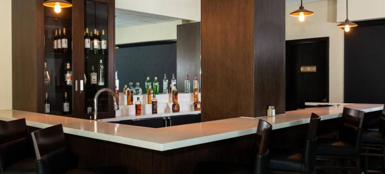 克利尔沃特套房酒店(Clearwater Hotel Ltd)图片