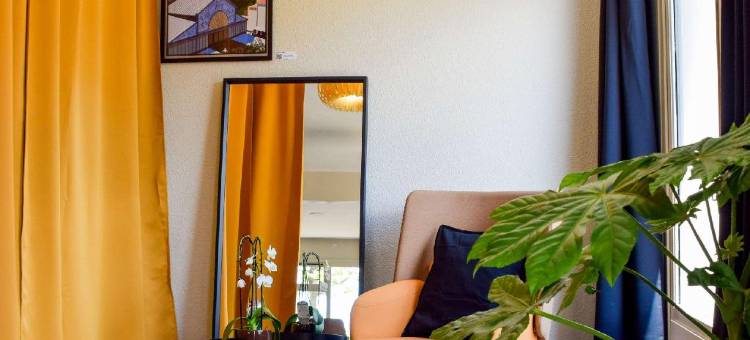 米洛康铂酒店(Campanile Millau)图片