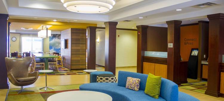 华尔顿堡海滩-埃格林空军基地万枫酒店(Fairfield Inn & Suites Fort Walton Beach-Eglin AFB)图片