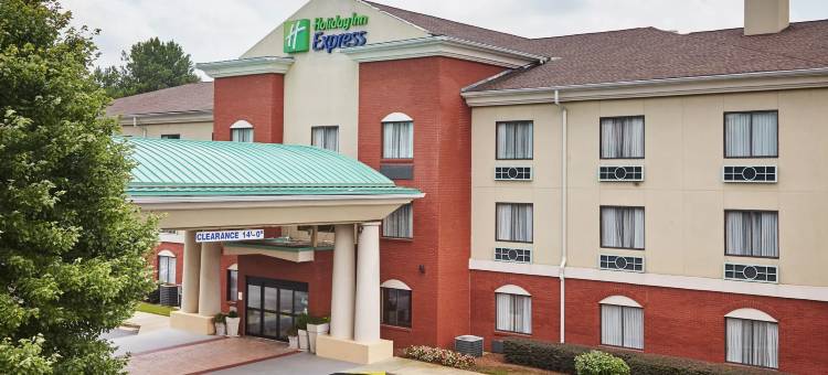 比福德靠近乔治亚购物中心的康福特酒店及套房(Comfort Inn & Suites Buford Near Mall of Georgia)图片