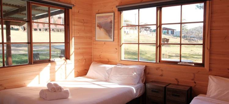 赞达拜卡林亚乡村旅馆(Carinya Village Jindabyne)图片