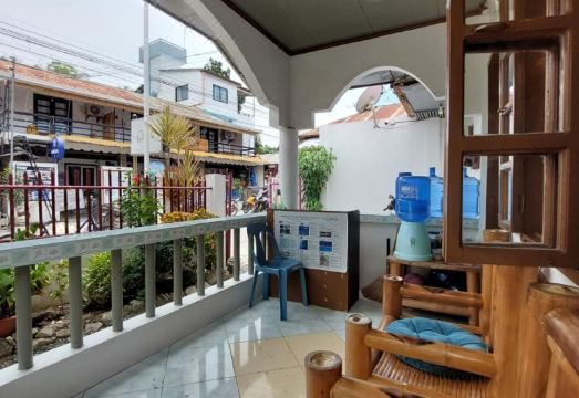 Ohlala Hostel Hotel Overview