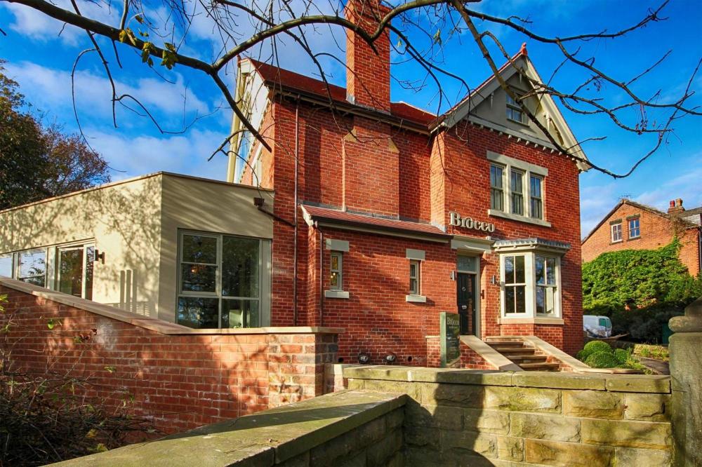 Brocco on the Park Boutique Hotel Over view