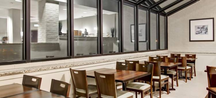 伦敦机场贝斯特韦斯特套房酒店(Best Western London Airport Inn  Suites)图片