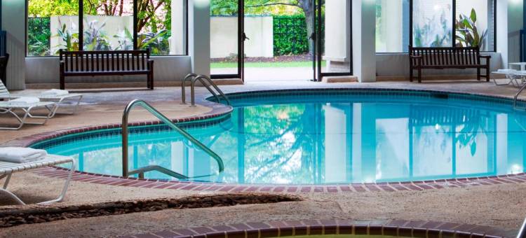 长岛哈帕克丽筠酒店(Radisson Hotel Hauppauge-Long Island)图片