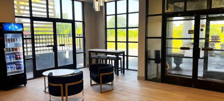 Ramada by Wyndham Bainbridge图片