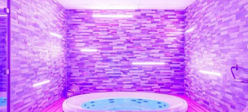 基里亚德尊荣亚眠普兰维尔酒店及 SPA(Kyriad Prestige Amiens Poulainville Hotel and Spa)图片