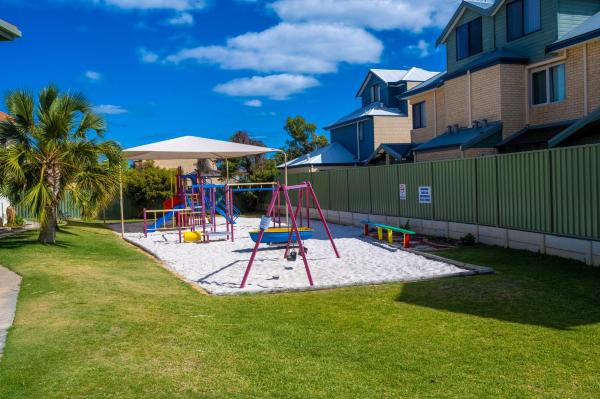 Mandurah Family Resort Hotel Overview