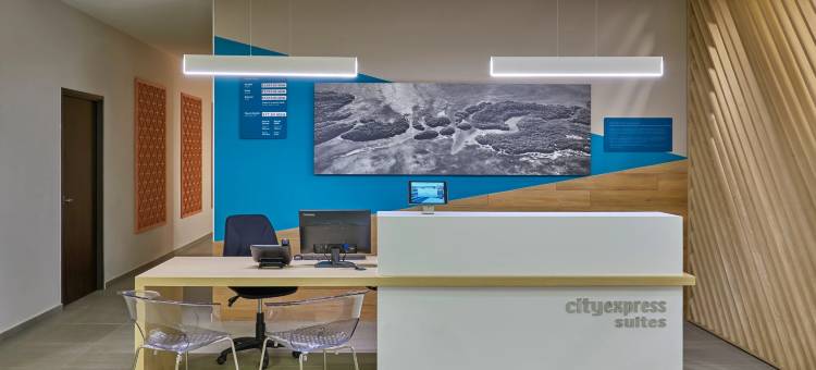 坎昆机场里维埃万豪城市快捷套房酒店(City Express Suites by Marriott Cancún Aeropuerto Riviera)图片