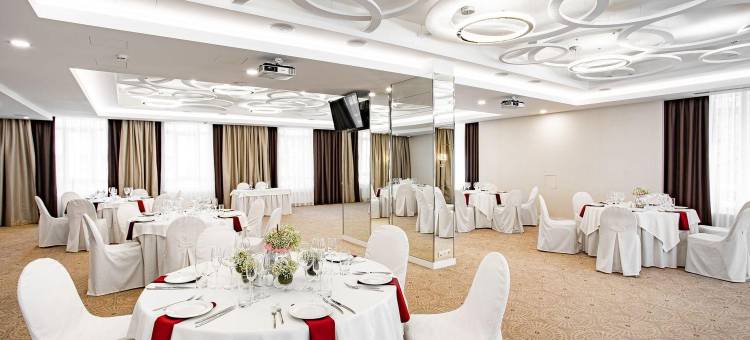 新西伯利亚朱可夫卡温德姆华美达套房酒店(Ramada Hotel&Suites by Wyndham Novosibirsk Zhukovka Apart-Hotel)图片