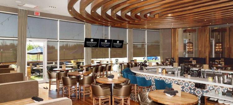 卡尔加里机场桑德曼酒店(Sandman Hotel Calgary Airport)图片