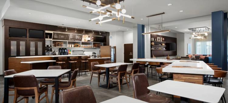 亚特兰大肯纳瑟万豪万怡酒店(Courtyard Atlanta Kennesaw)图片