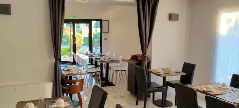 雷希德拉之家酒店(Appart'Hotel Residella House Room & Kitchen Avignon le Pontet)图片