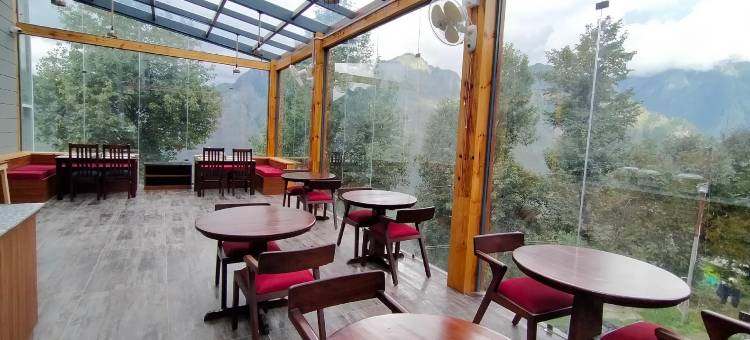 萨托潘奥利度假村(Satopanth the Auli Resort)图片