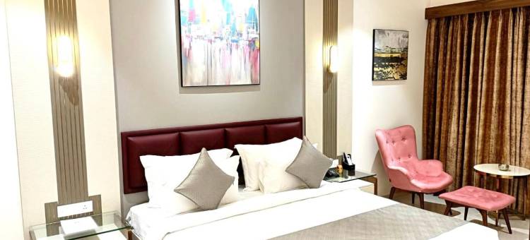 Pushpak Hotel & Convention图片