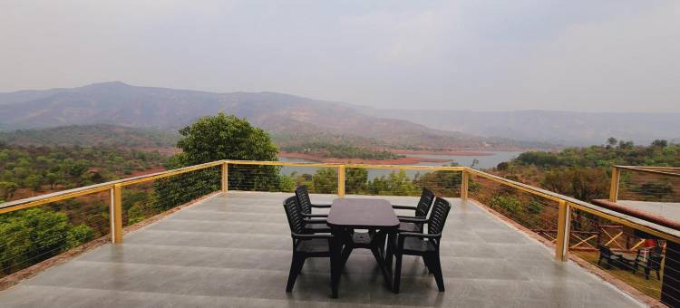 布朗斯通度假村(Brownstone Resort)图片