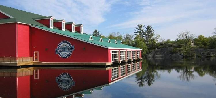 格雷文赫斯特穆苏科卡码头residence innResidence Inn 酒店(Residence Inn Gravenhurst Muskoka Wharf)图片