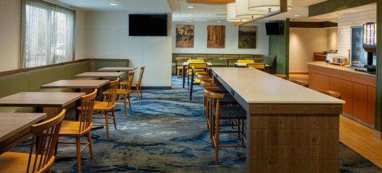 杰克逊机场万枫酒店(Fairfield Inn & Suites Jackson Airport)图片