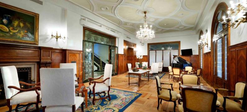 埃克维多利亚宫殿酒店(Exe Victoria Palace)图片