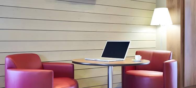 奥克斯尔莫内托康铂酒店(Campanile Auxerre - MONÉTEAU)图片