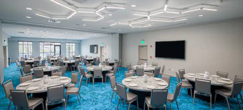 希尔顿花园酒店 堪萨斯城河滨(Hilton Garden Inn Kansas City Riverside)图片