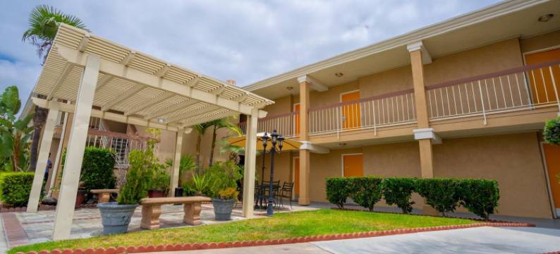 布埃纳帕克豪生酒店(Howard Johnson by Wyndham Buena Park)图片