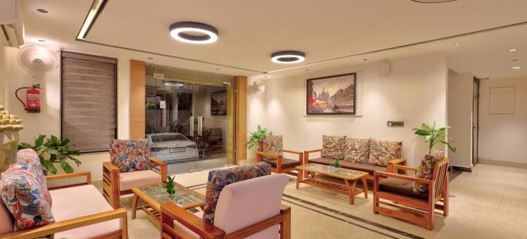 Qotel Signature - 高尔夫球场路(Qotel Signature - Golf Course Road & Near Golf Course Extension Road)图片