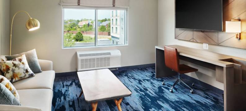 路易维尔东北万枫酒店及套房(Fairfield Inn & Suites Louisville Northeast)图片