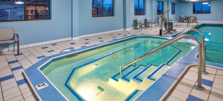 Holiday Inn Express 的SAULT科技教育。玛丽(Holiday Inn Express SAULT STE. MARIE by IHG)图片