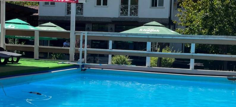 Rooms and Apartments Neron Bihać图片