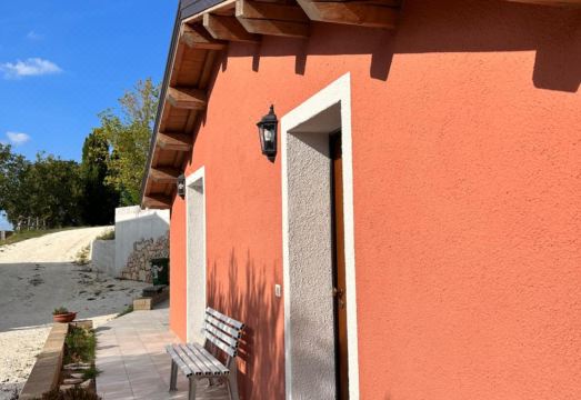 Agriturismo Collamato Hotel Overview