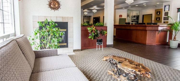 舒适套房酒店(Comfort Inn & Suites Salem)图片