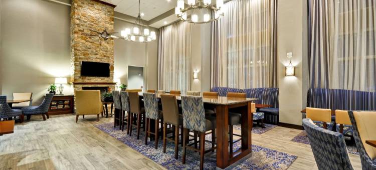 希尔顿欢朋套房酒店-弗雷德里克斯堡(Hampton Inn & Suites Fredericksburg-at Celebrate Virginia)图片