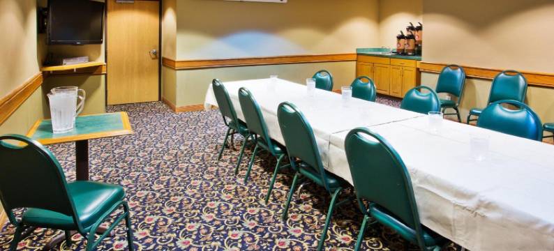 科尔尼美吟温德姆酒店(AmericInn by Wyndham Kearney)图片