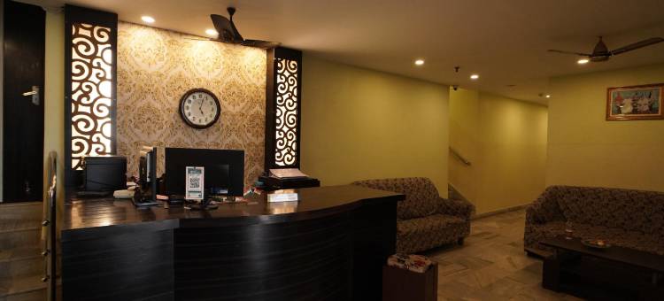 香蒂尼瓦斯酒店(Hotel Shantinivas)图片