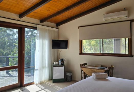 KarriviewHotel Overview