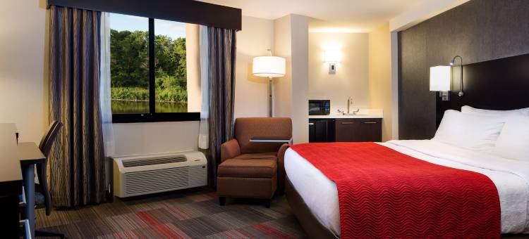 密尔沃基滨河假日酒店(Holiday Inn Milwaukee Riverfront)图片