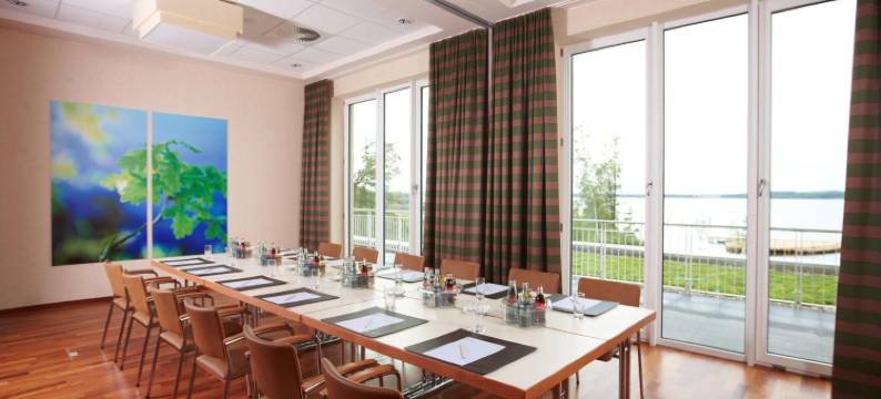 弗莱森湖土伊蓝酒店(Seehotel Fleesensee)图片