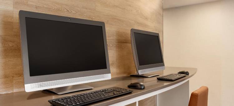 西多伦多密西沙加戴斯酒店(Days Inn by Wyndham Toronto West Mississauga)图片