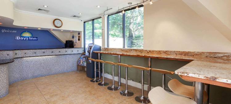 纳努特斯普林瓦利温德姆戴斯酒店(Days Inn by Wyndham Nanuet / Spring Valley)图片