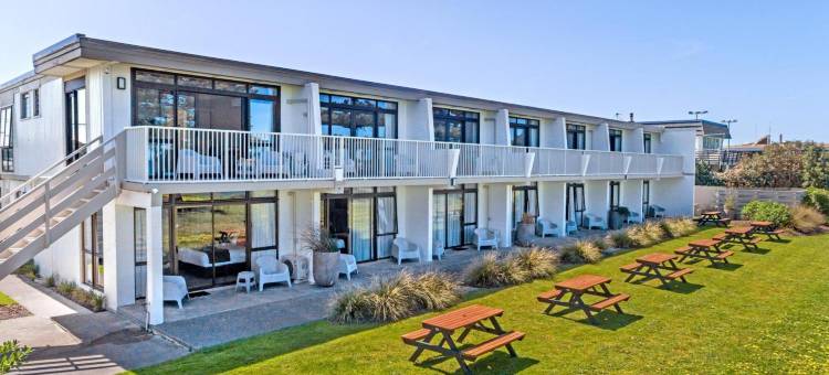 花落金沙海滨汽车旅馆(Whispering Sands Beachfront Motel)图片