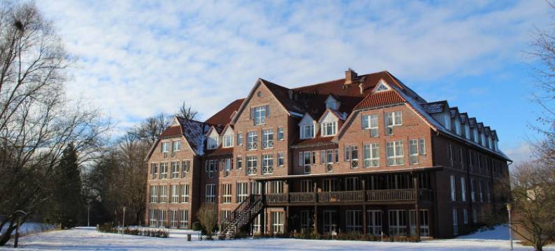 诺伊斯特雷利茨法萨奈瑞公园酒店(Park Hotel Fasanerie Neustrelitz)图片