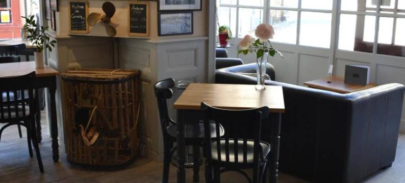 圣皮耶尔大门酒店(Hôtel la Porte Saint Pierre-Logis Hôtel Intra Muros RÉNOVÉ en 2026)图片