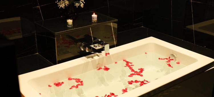 阳石套房(Sunstone Suites)图片