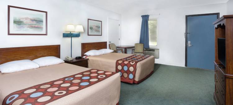 泰勒维尔速8酒店(Super 8 by Wyndham Taylorville IL)图片