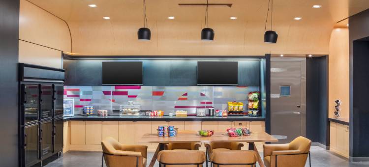 坦帕城中雅乐轩酒店(Aloft Tampa Downtown)图片